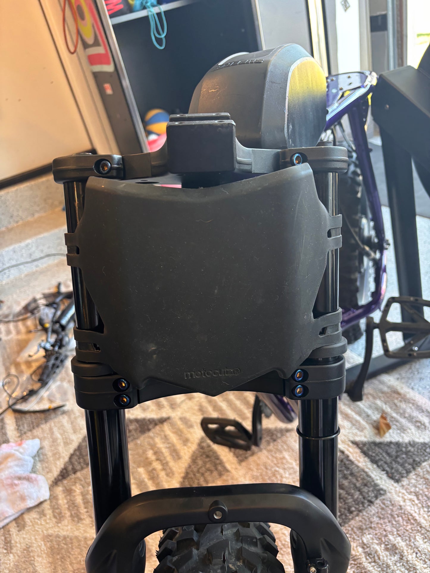 6 triple crown bolts