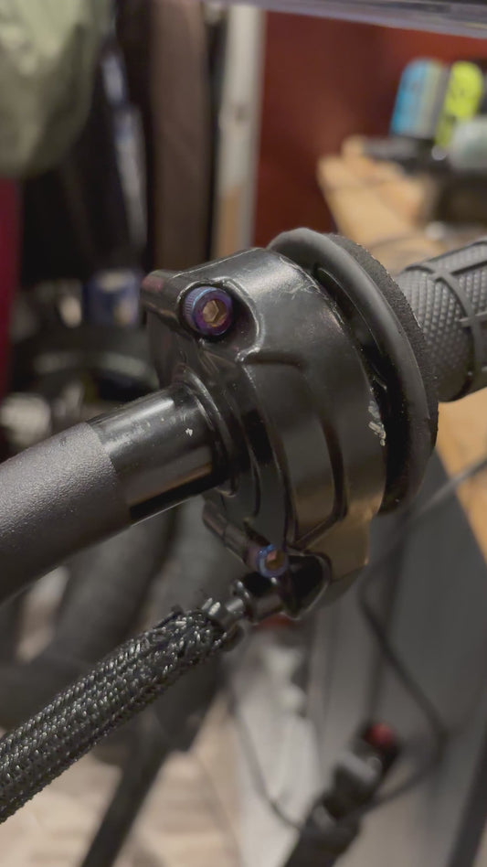 Surron throttle bolts